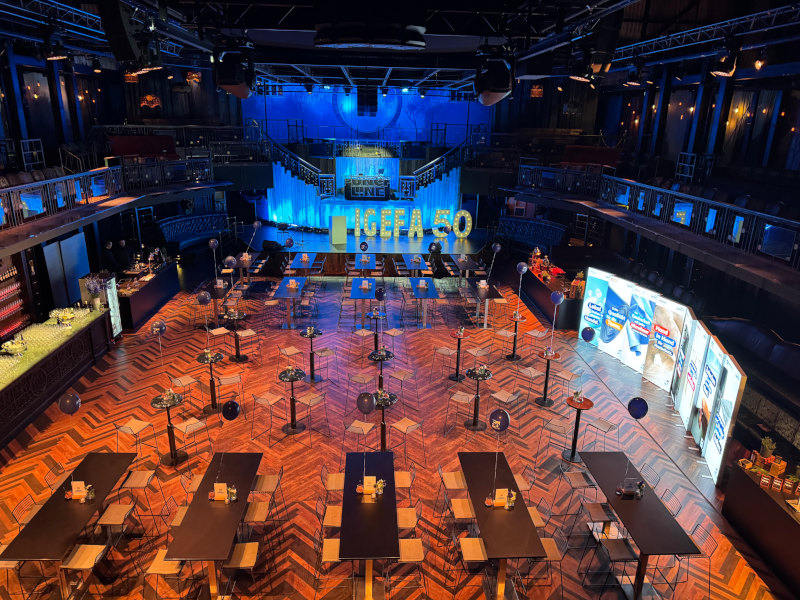 corporate-event-punchline-club-berlin-noble-event-djs